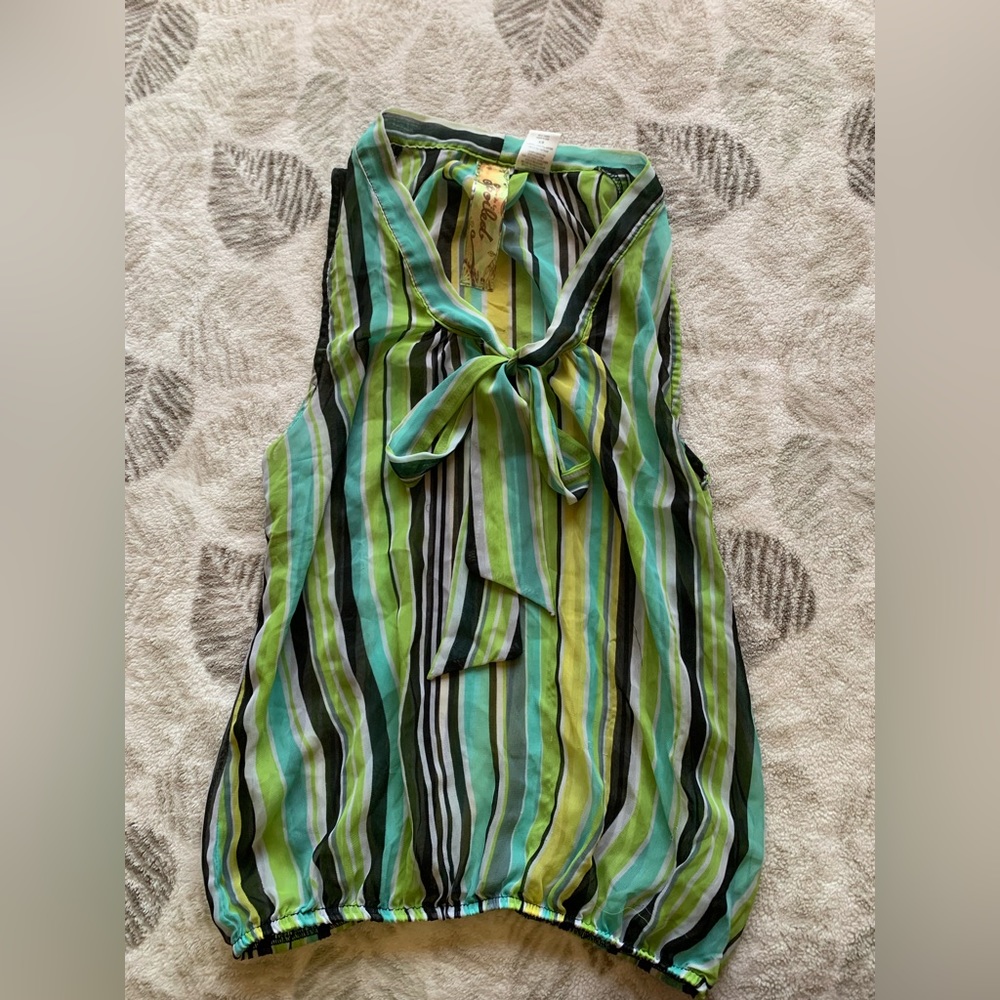 Sleeveless Top